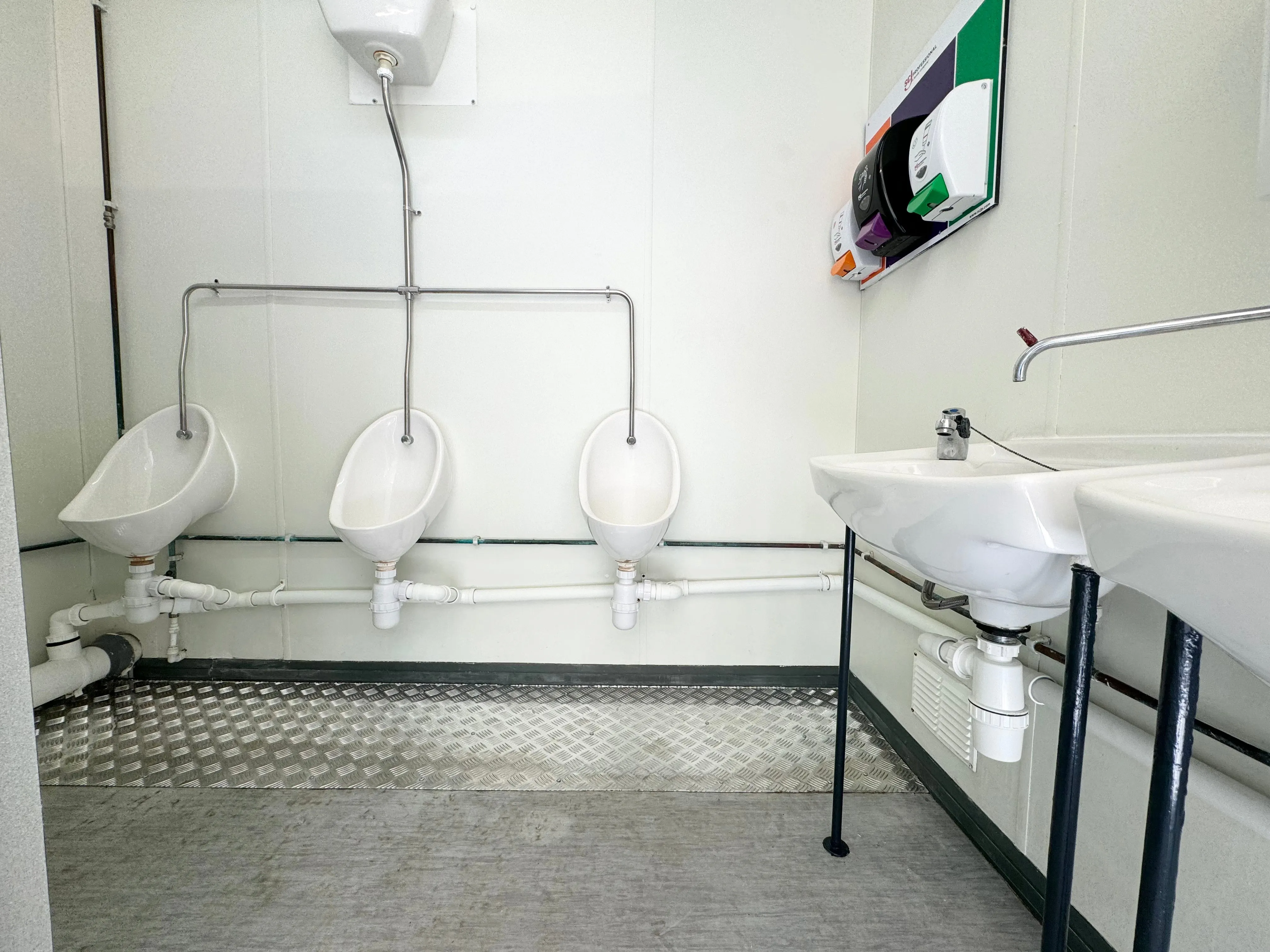 16x9ft | 3 1 Toilet Block | Anti-Vandal | Portable | Site Accommodation | No 1136