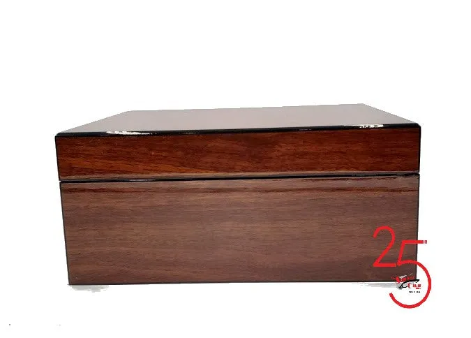 A 50  Cigar Capacity Brigham Parhelion Gloss Humidor   a Complimentary Bottle of our Humidor Solution ( $16.99 473ml) & EXTRA Humidifier NO CHARGE!