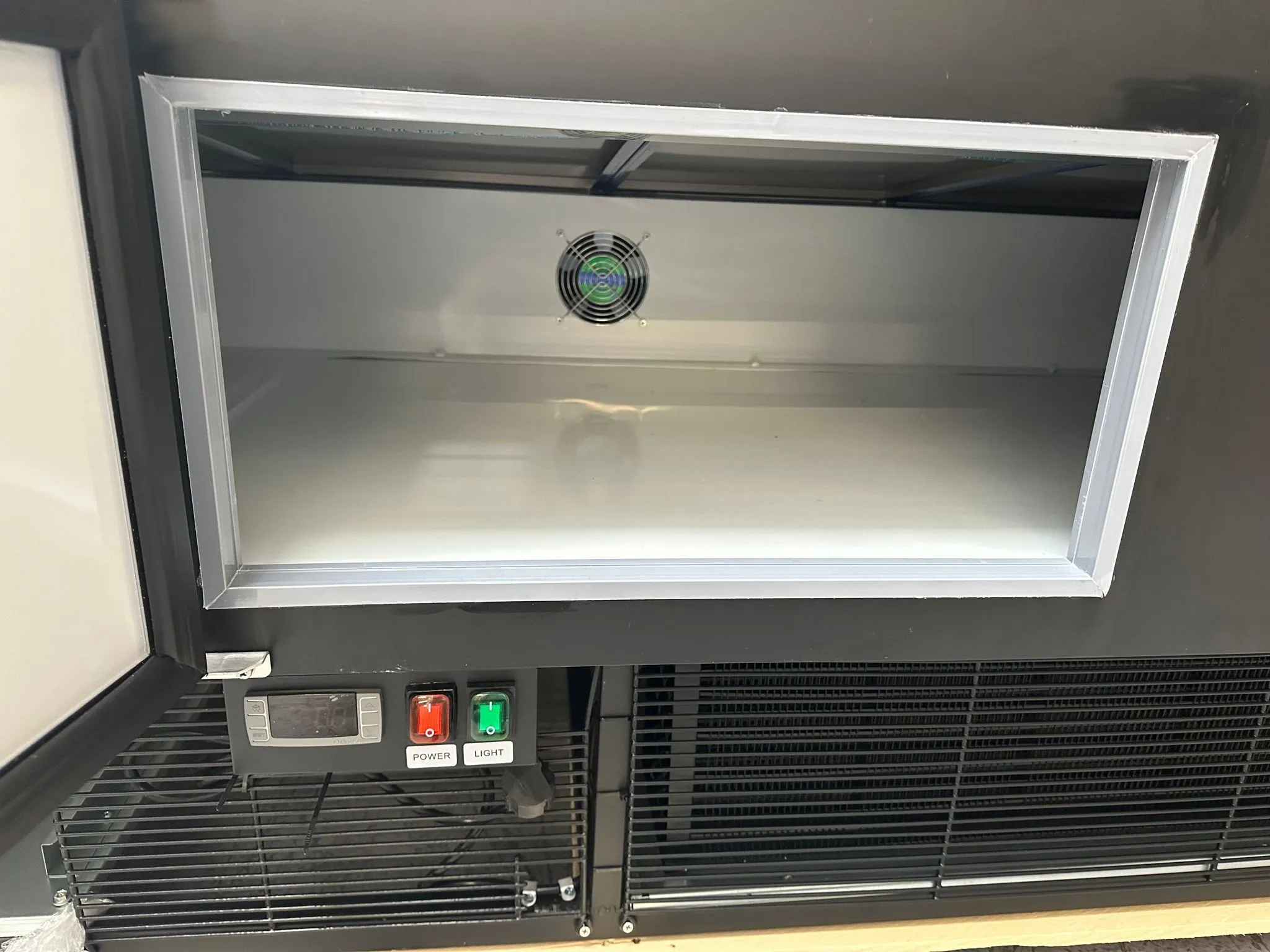 Combisteel Wesley Refrigerated Serve Over 1340mm Wide - 7090.0085