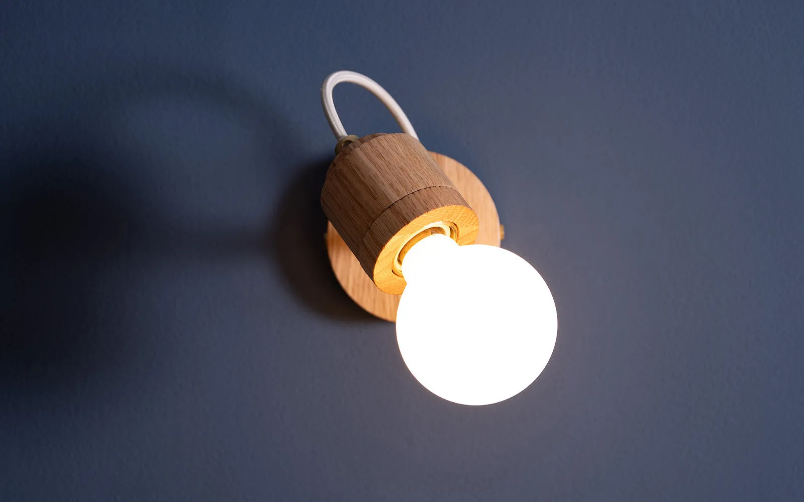 Elin Wall Light