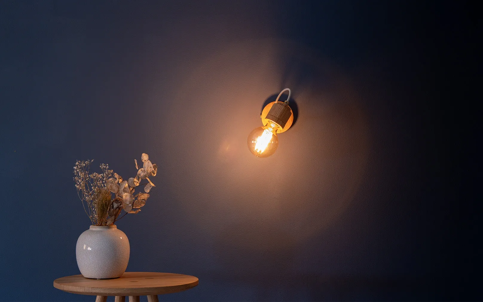 Elin Wall Light