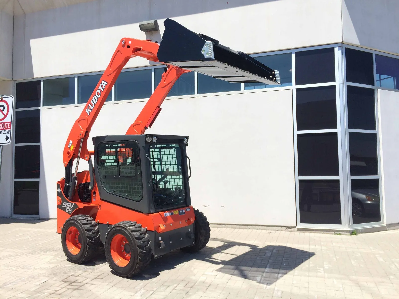 Kubota SSV65 Wheeled Skid Steer Loader 64HP