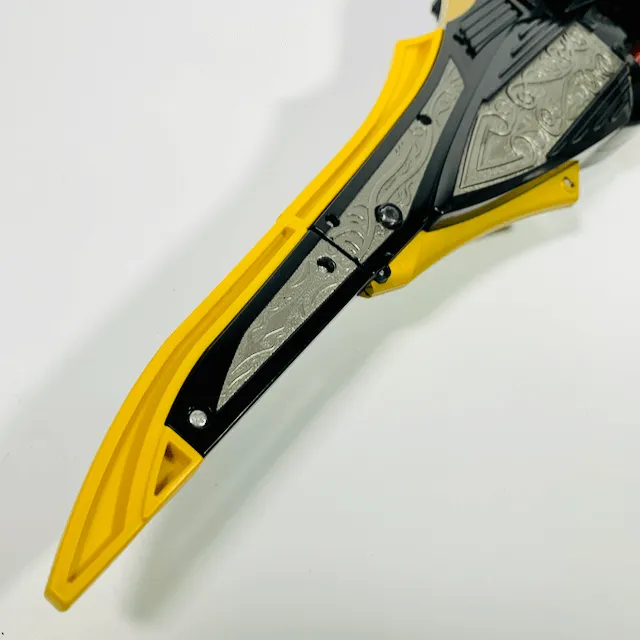 [LOOSE] Kamen Rider Blade: DX Glaive Rouser -Toysurs Exclusive-