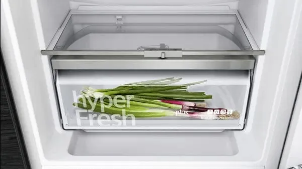 Siemens KI86SAFE0G iQ500 LowFrost 60-40 Split Integrated Fridge Freezer With HyperFreshPlus Box