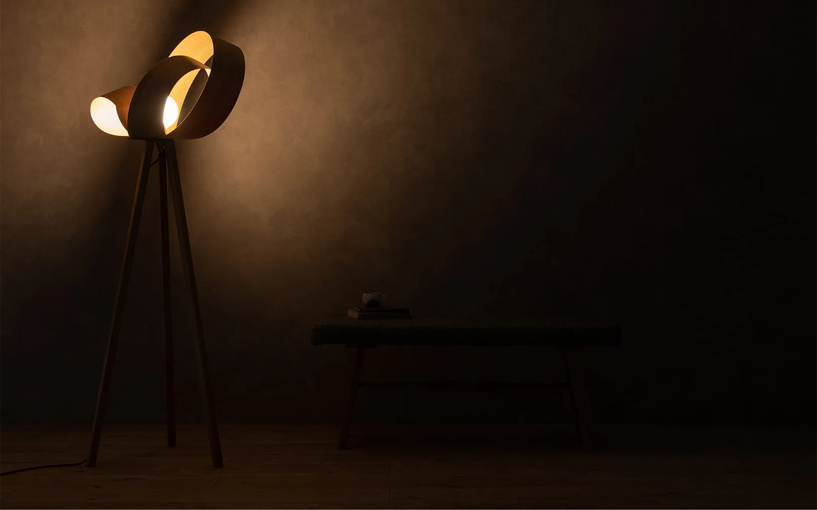 Verso Floor Light